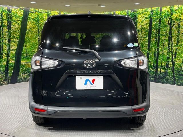 TOYOTA SIENTA 2017