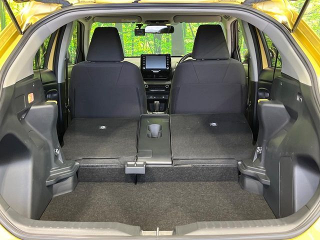 TOYOTA YARIS CROSS HYBRID 2023