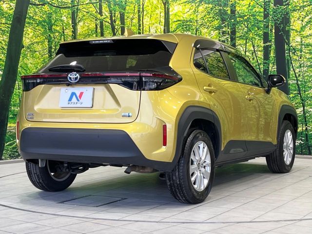 TOYOTA YARIS CROSS HYBRID 2023