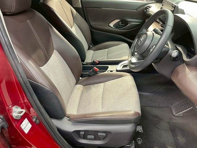 TOYOTA YARIS CROSS 2021