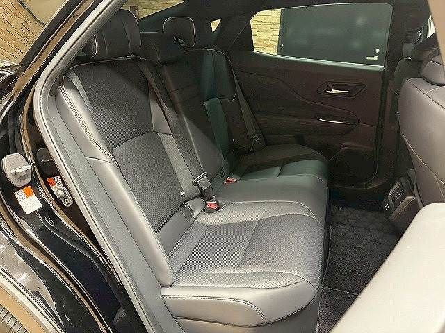 TOYOTA CROWN CROSSOVER 2023