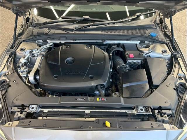 VOLVO VOLVO V60 2019