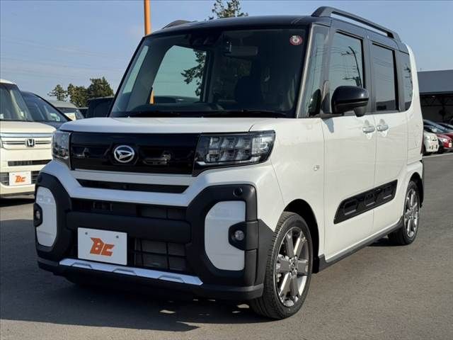 DAIHATSU TANTO FAN CROSS 2023