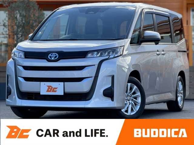 TOYOTA NOAH HYBRID 2022