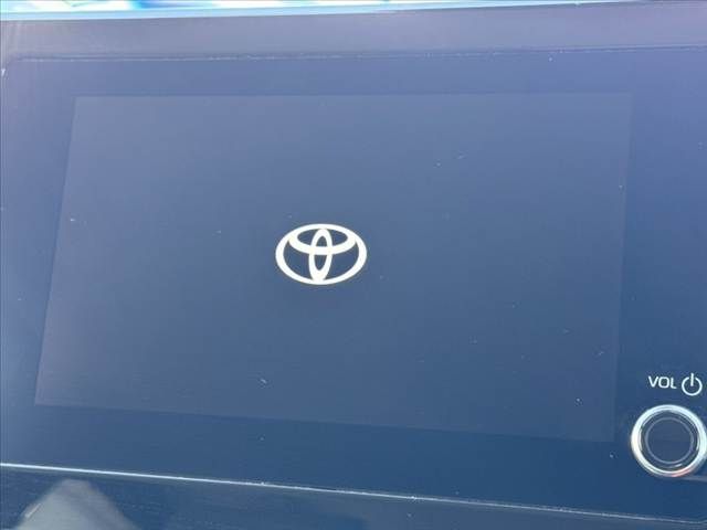 TOYOTA NOAH HYBRID 2022