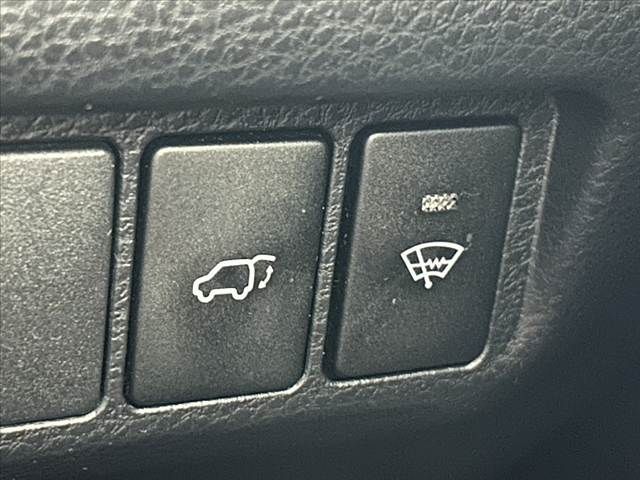 TOYOTA HARRIER 2WD 2015