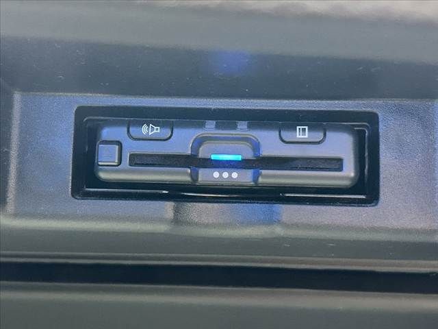 TOYOTA HARRIER 2WD 2015