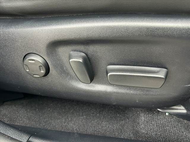 TOYOTA HARRIER 2WD 2015