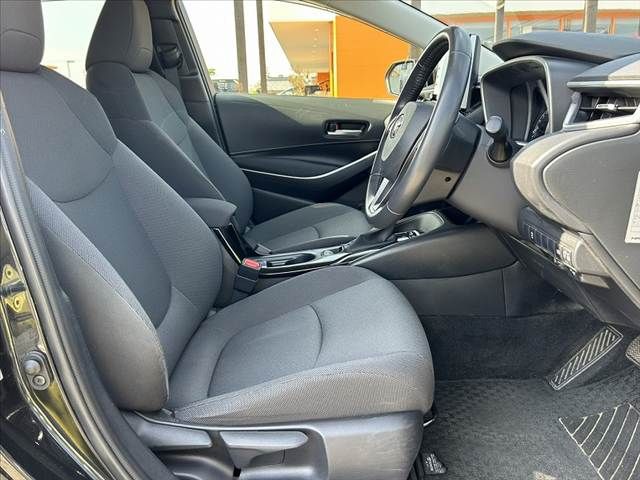 TOYOTA COROLLA TOURING HYBRID 2019