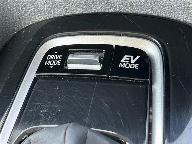 TOYOTA COROLLA TOURING HYBRID 2019