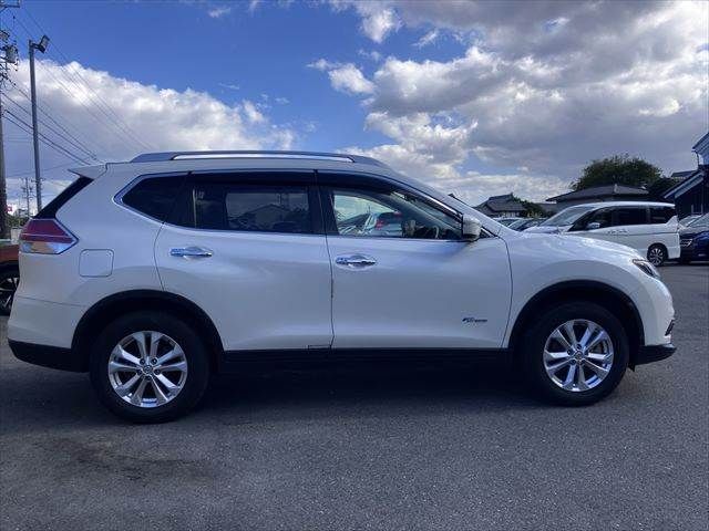 NISSAN X-TRAIL HYBRID 2WD 2015