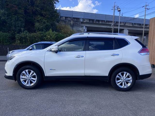 NISSAN X-TRAIL HYBRID 2WD 2015