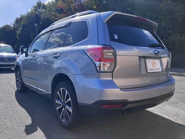 SUBARU FORESTER 2016