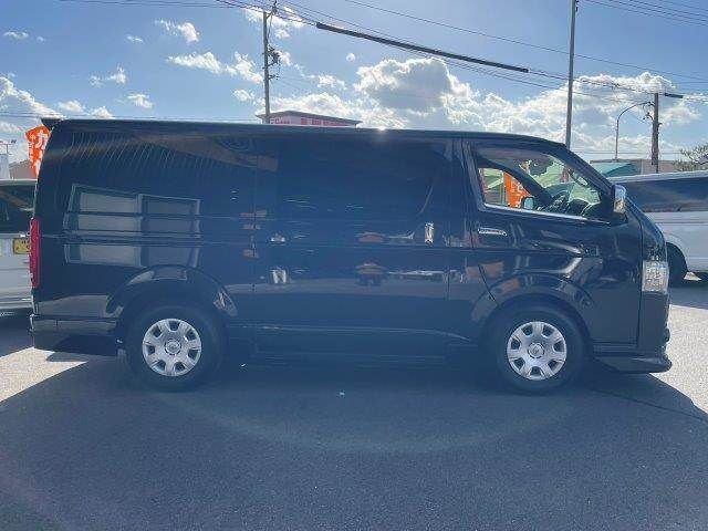 TOYOTA HIACE van 2WD 2021