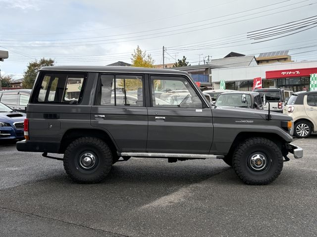 TOYOTA LANDCRUISER van 1991