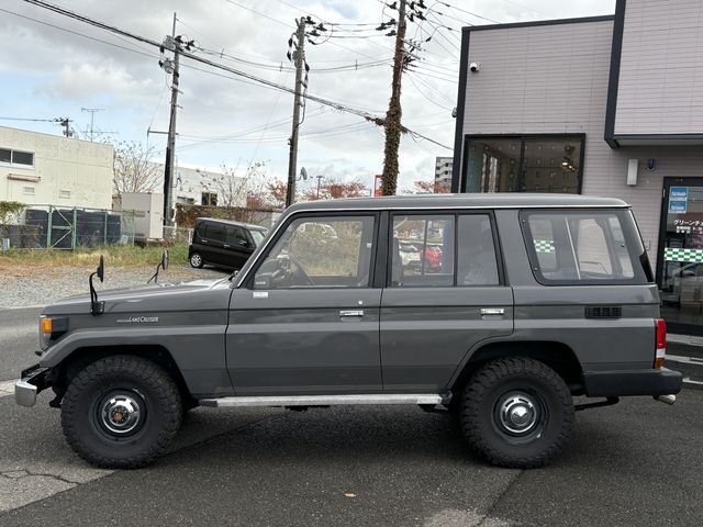 TOYOTA LANDCRUISER van 1991