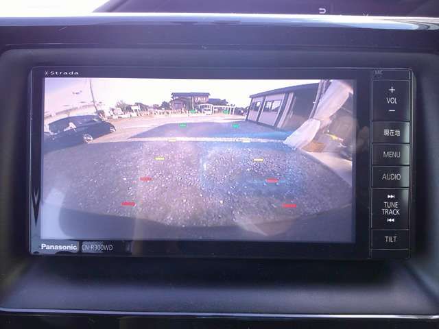 TOYOTA VOXY HYBRID 2014