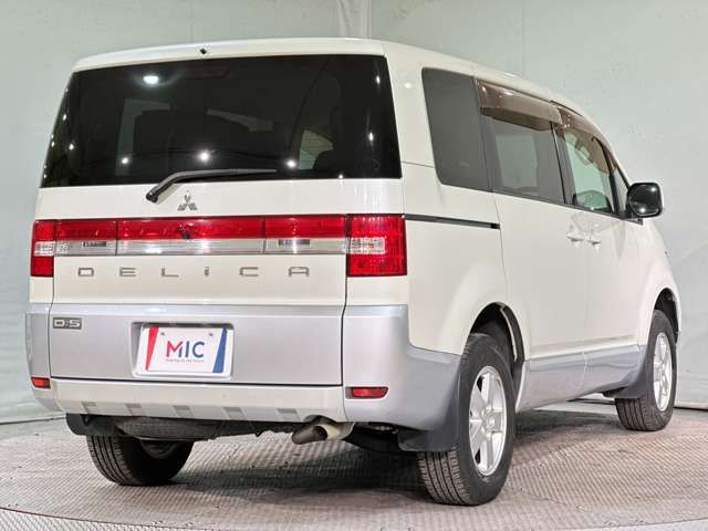 MITSUBISHI DELICA D:5 4WD 2008