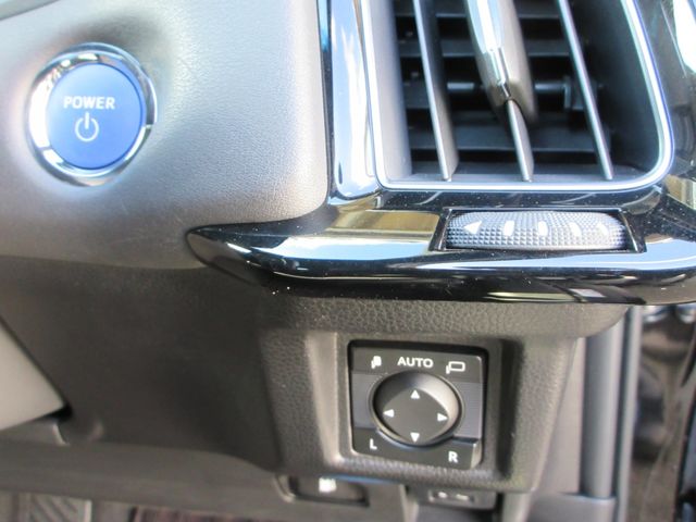 TOYOTA CROWN sedan hybrid 4WD 2019