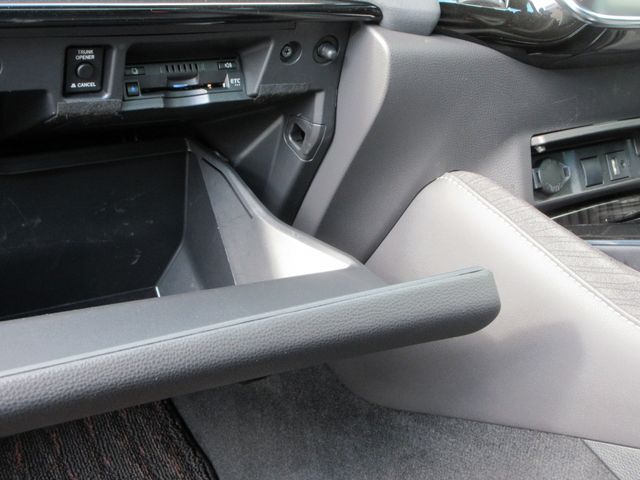 TOYOTA CROWN sedan hybrid 4WD 2019