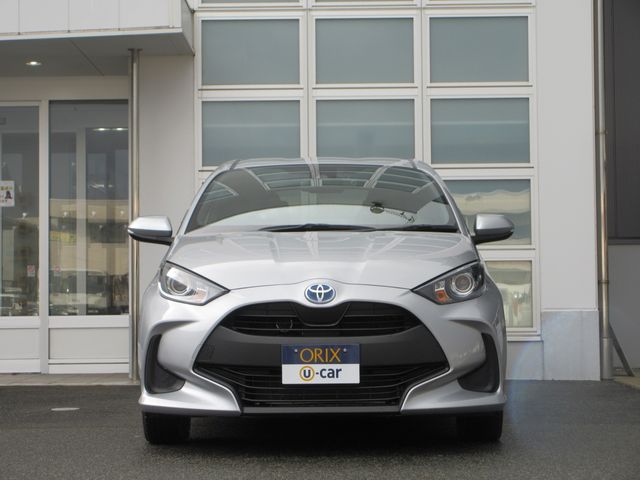 TOYOTA YARIS HYBRID 2023
