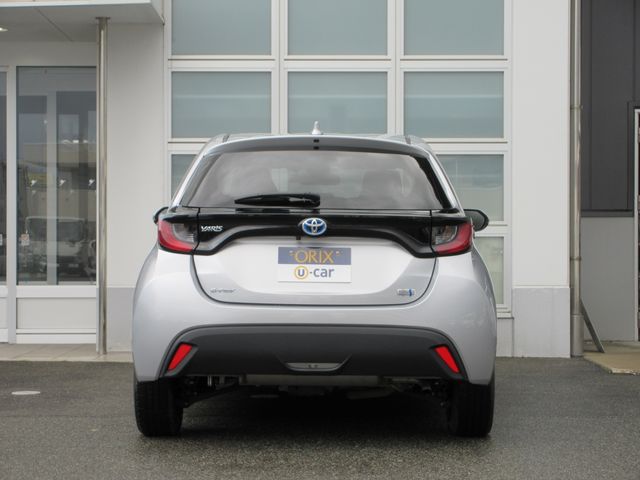 TOYOTA YARIS HYBRID 2023