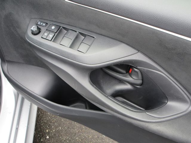 TOYOTA YARIS HYBRID 2023