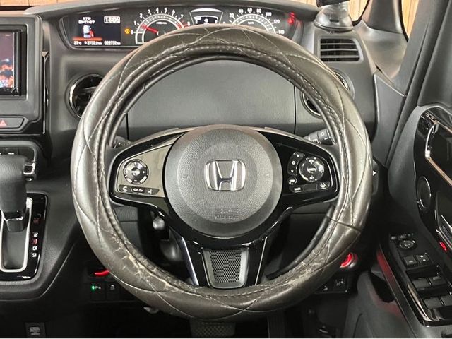 HONDA N BOX CUSTOM 2021