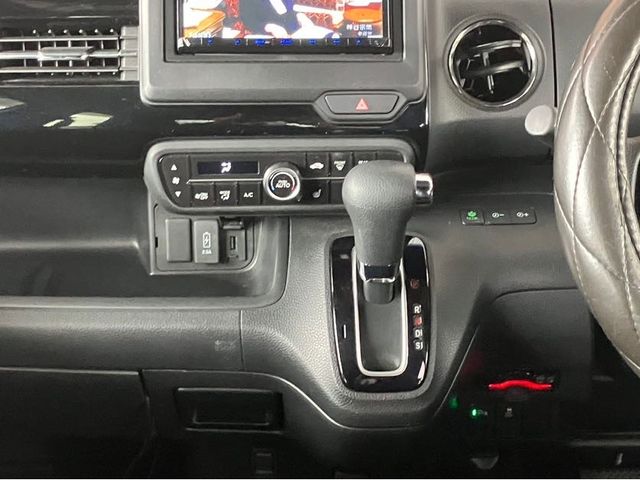 HONDA N BOX CUSTOM 2021