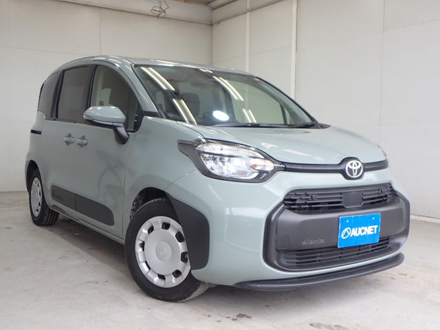 TOYOTA SIENTA 2022