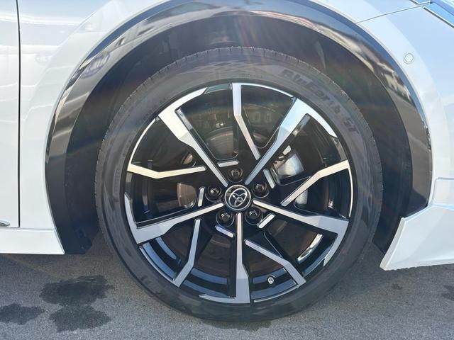 TOYOTA PRIUS PHV 2024