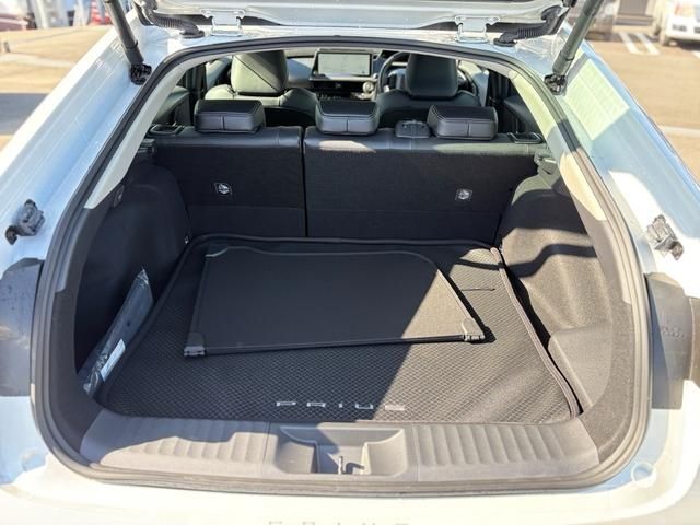 TOYOTA PRIUS PHV 2024