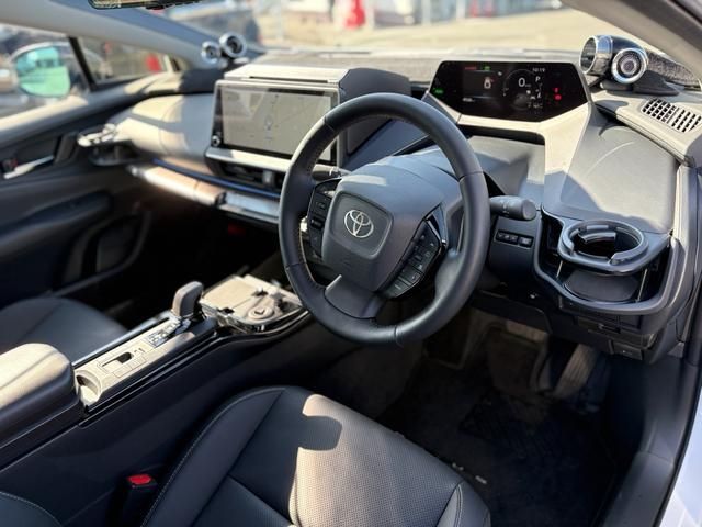 TOYOTA PRIUS PHV 2024