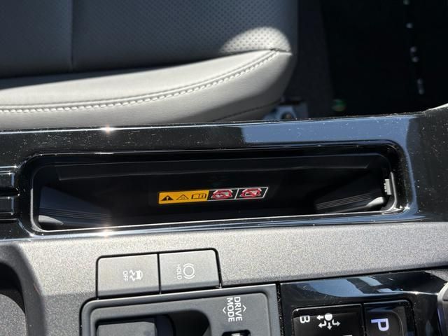 TOYOTA PRIUS PHV 2024