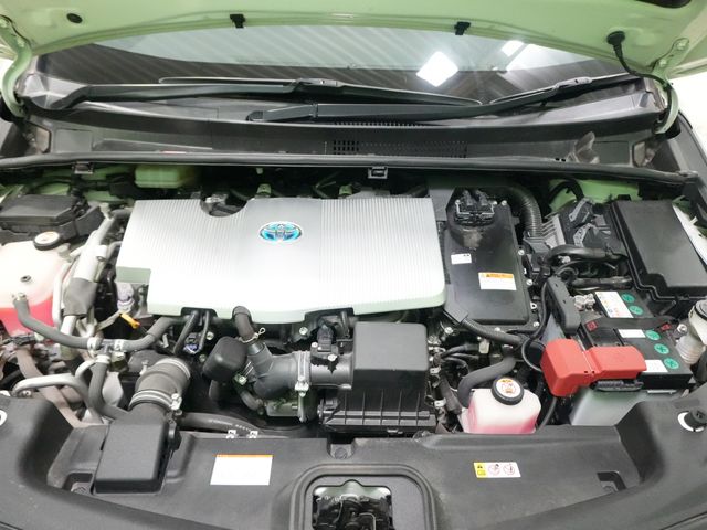 TOYOTA PRIUS PHV 2018