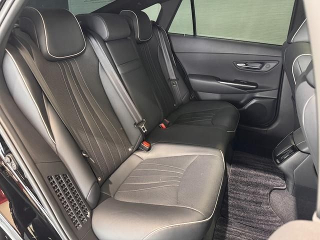 TOYOTA CROWN sedan hybrid 2018