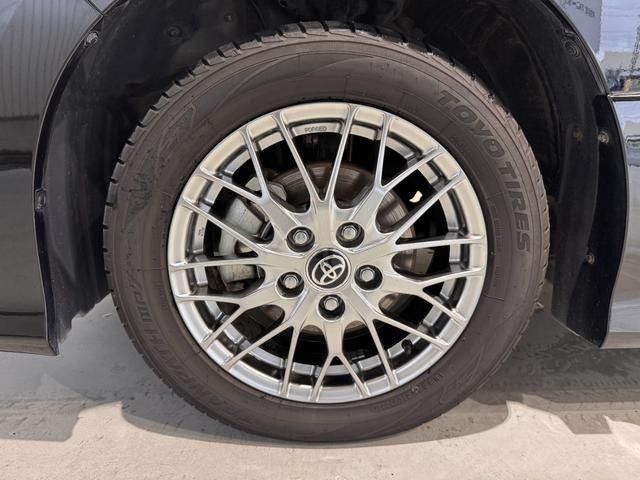 TOYOTA VOXY HYBRID 2019