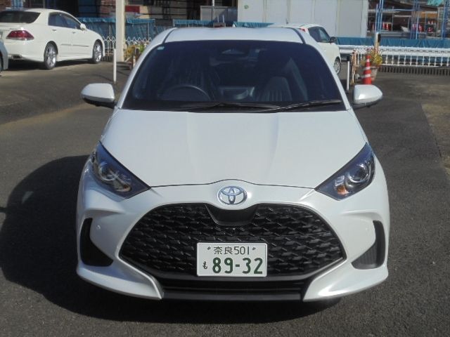 TOYOTA YARIS 2025