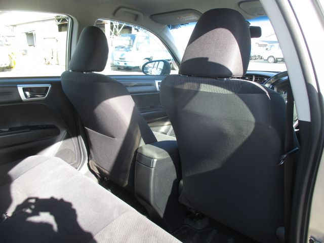 TOYOTA COROLLA AXIO HYBRID 2013