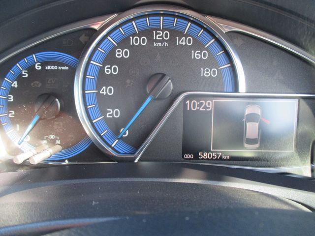 TOYOTA COROLLA AXIO HYBRID 2013