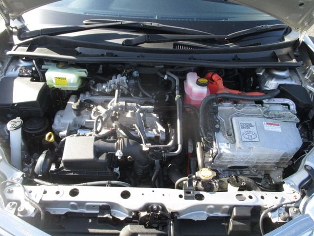 TOYOTA COROLLA AXIO HYBRID 2013