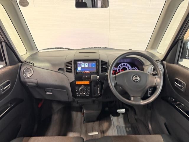 NISSAN ROOX 2012