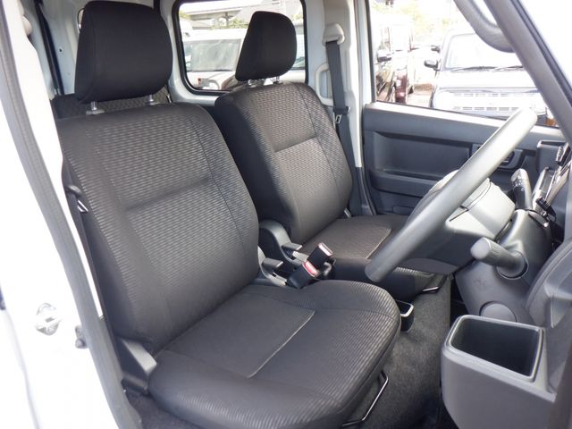 DAIHATSU HIJET CARGO 2023