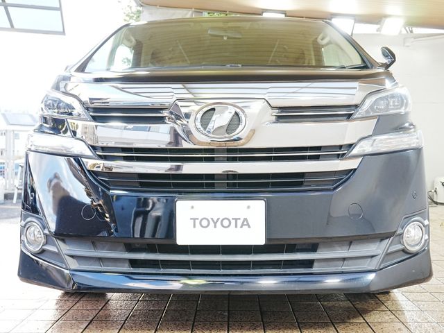TOYOTA VELLFIRE 2015