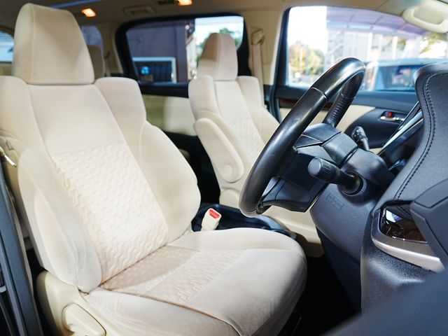 TOYOTA VELLFIRE 2015