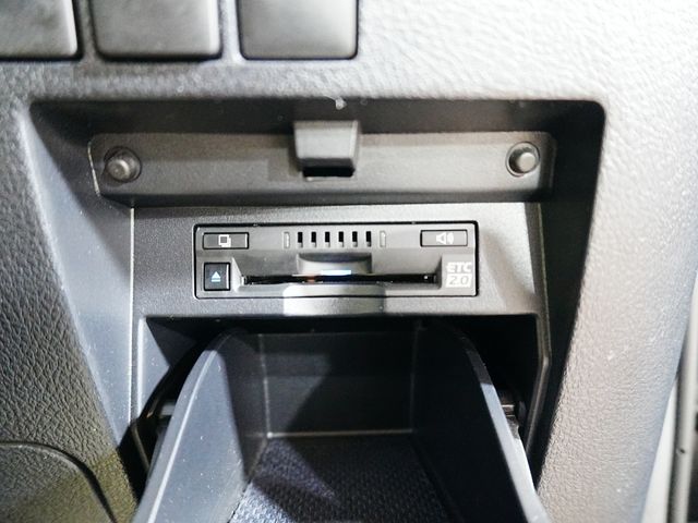 TOYOTA ALPHARD hybrid 4WD 2019