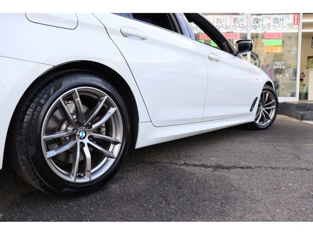 BMW BMW 5series sedan 2020