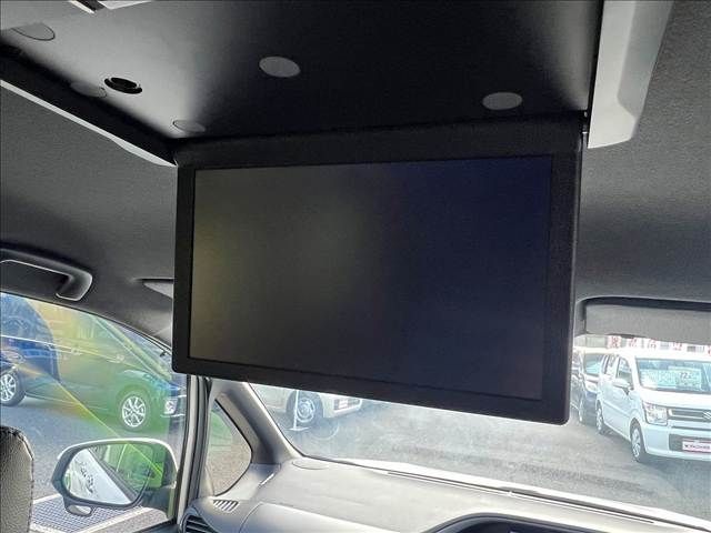 TOYOTA VOXY 4WD 2021