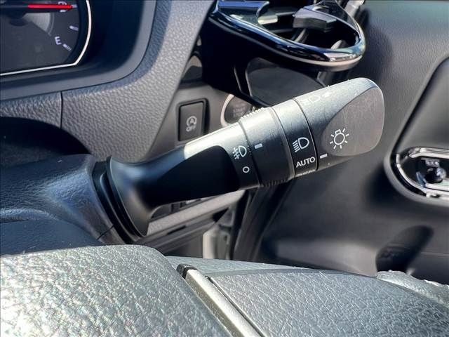 TOYOTA VOXY 4WD 2021