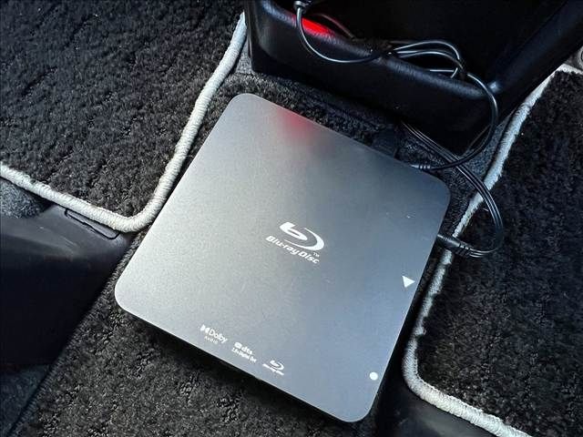 TOYOTA VOXY 4WD 2021